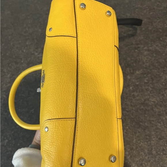 Coach Mercer 24 leather handbag f37779 yellow - Picture 5 of 14